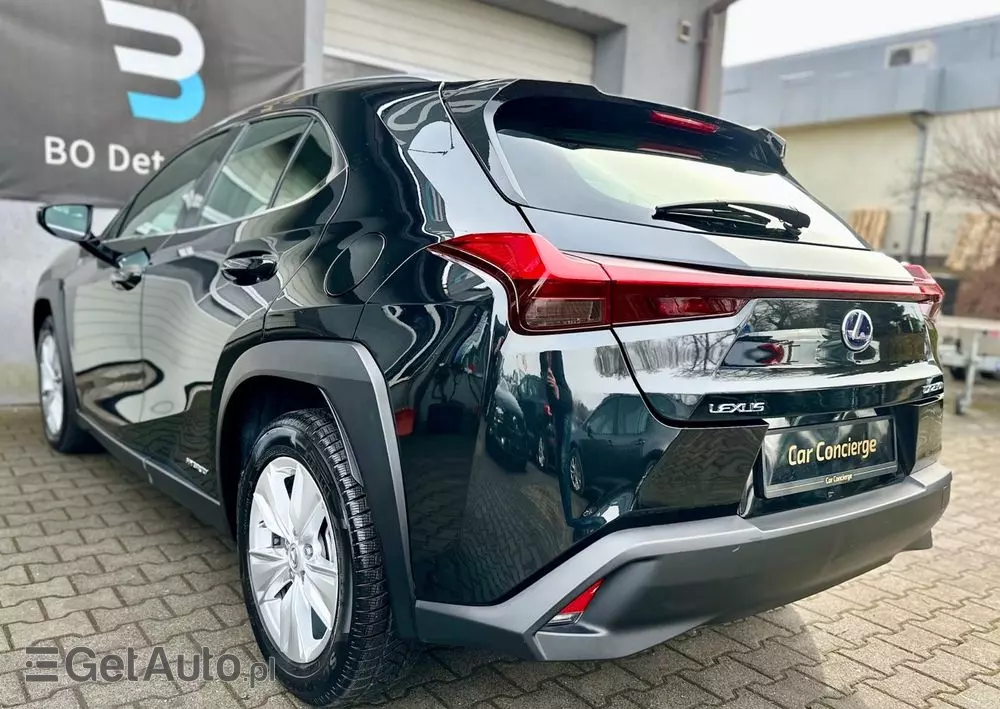 LEXUS UX 250h Business Edition