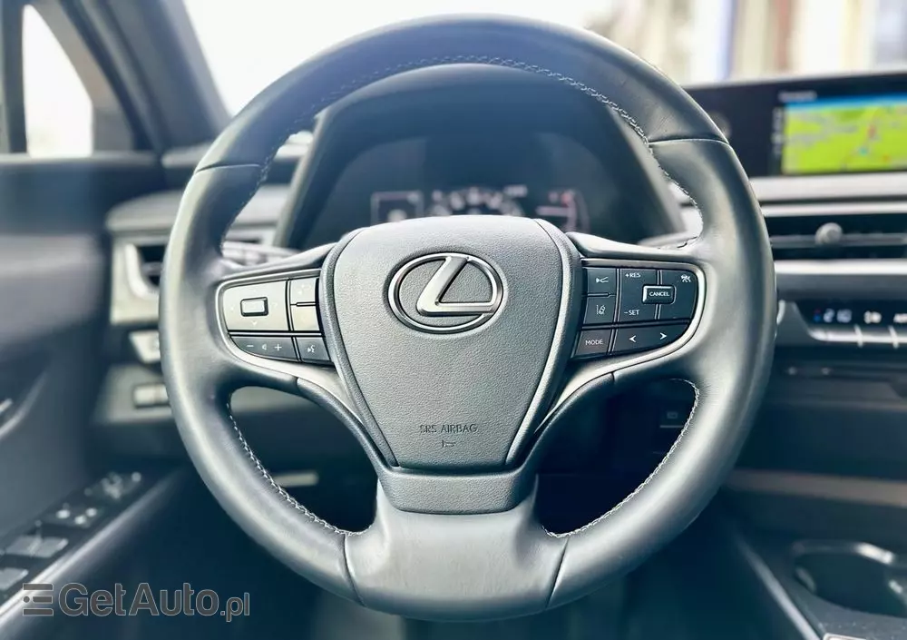 LEXUS UX 250h Business Edition