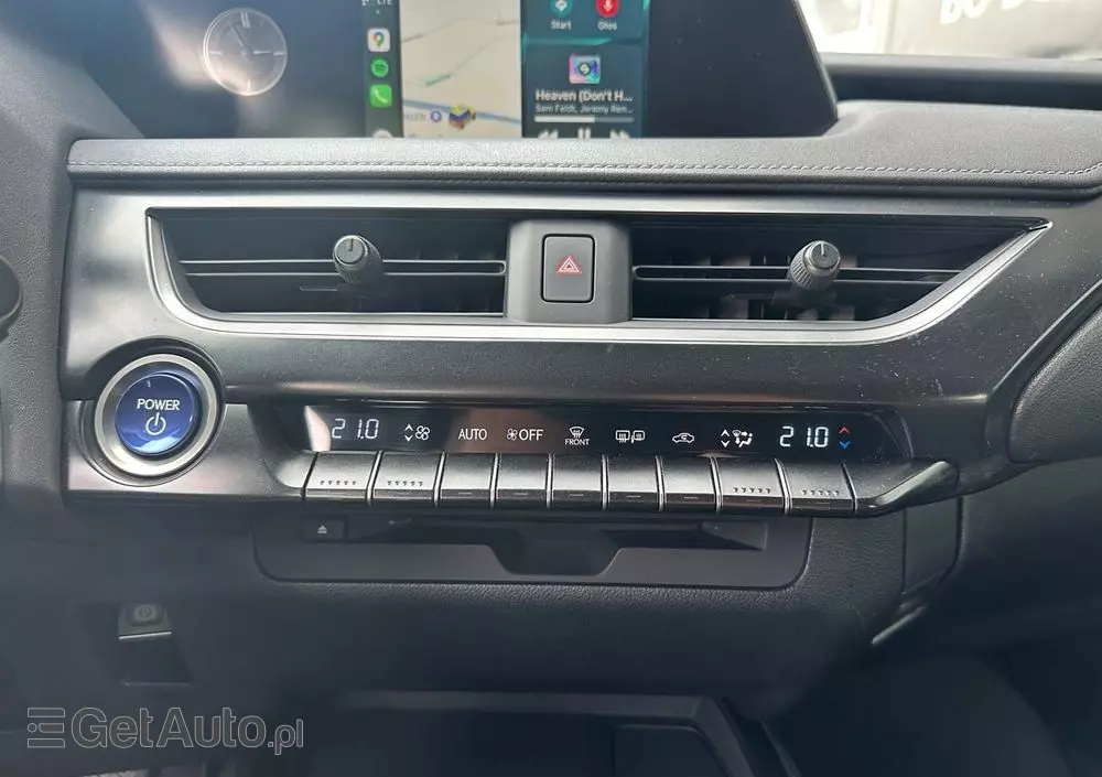 LEXUS UX 250h Business Edition