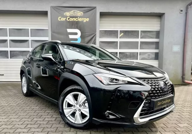 LEXUS UX 250h Business Edition