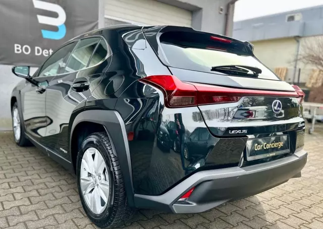 LEXUS UX 250h Business Edition