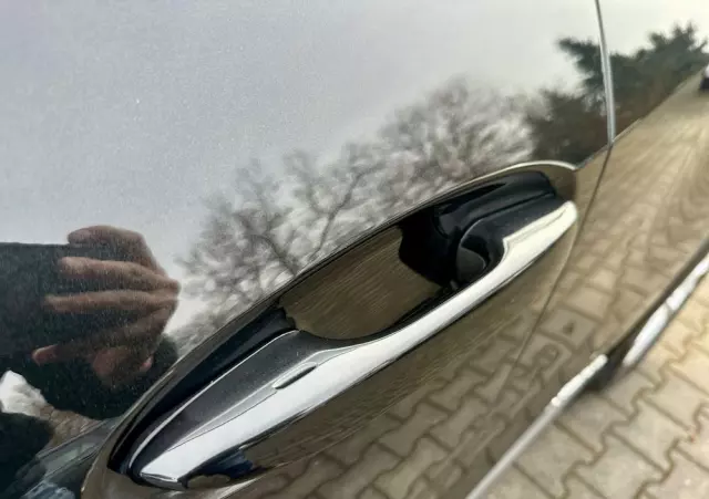 LEXUS UX 250h Business Edition