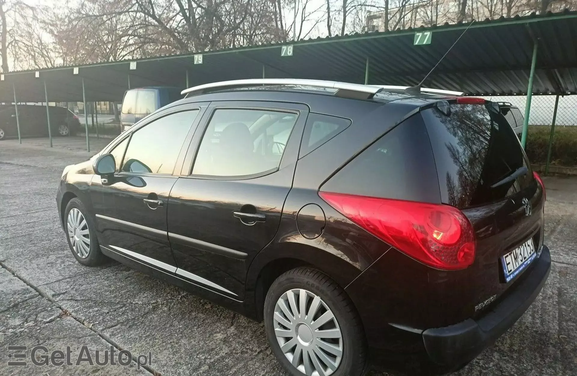 PEUGEOT 207 