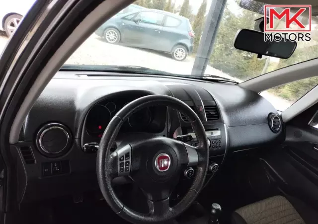 FIAT Sedici 1.6 16V 4x4 Emotion