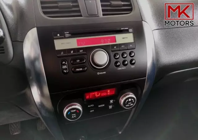 FIAT Sedici 1.6 16V 4x4 Emotion