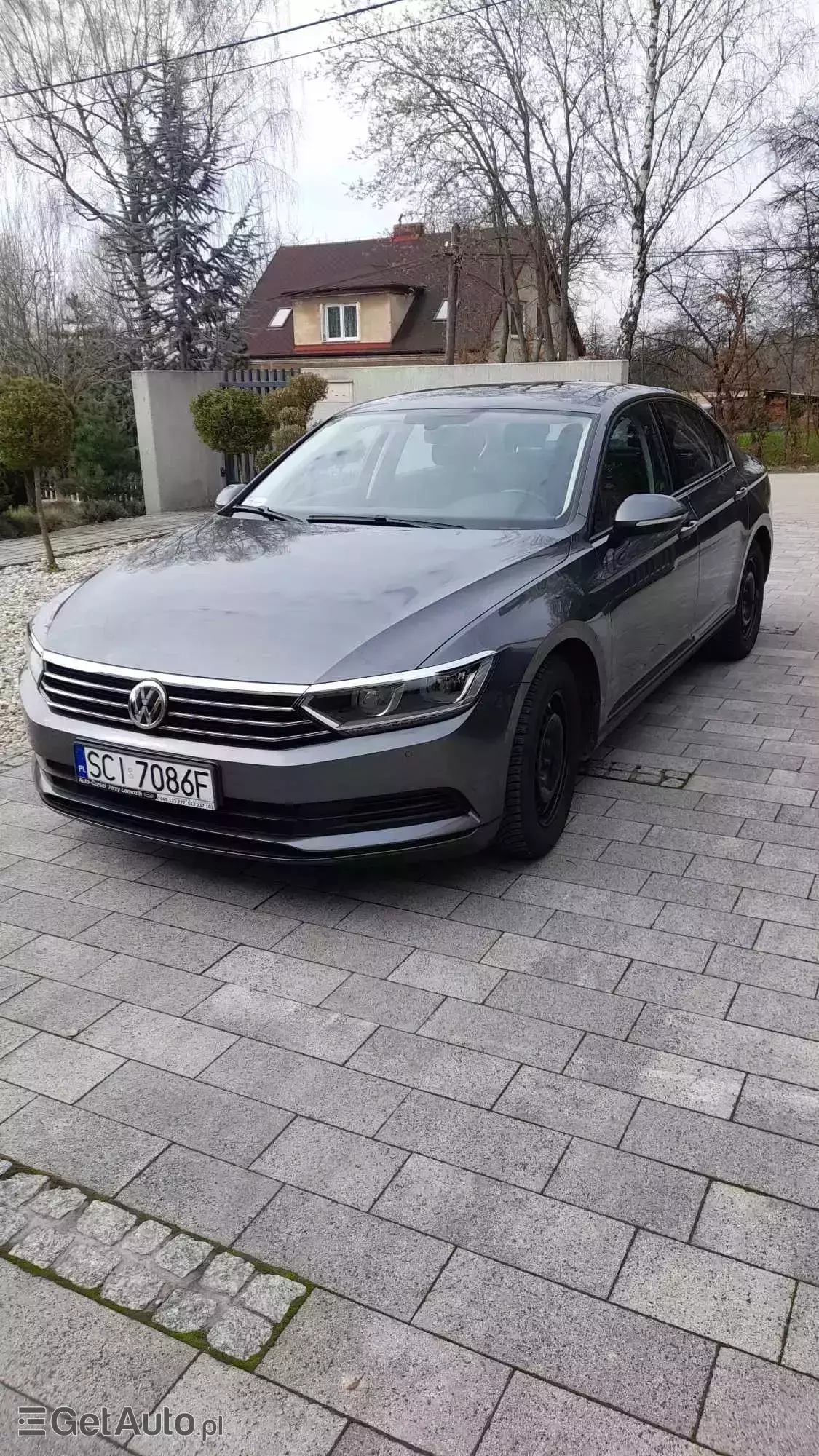 VOLKSWAGEN Passat Trendline