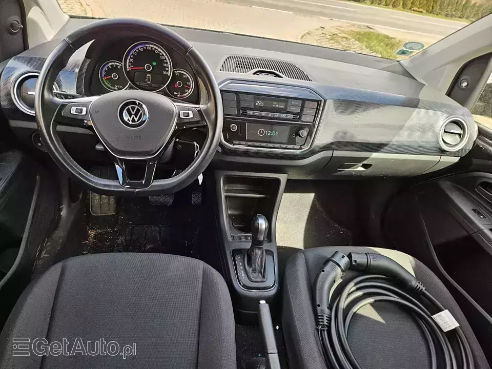 VOLKSWAGEN E-up! 