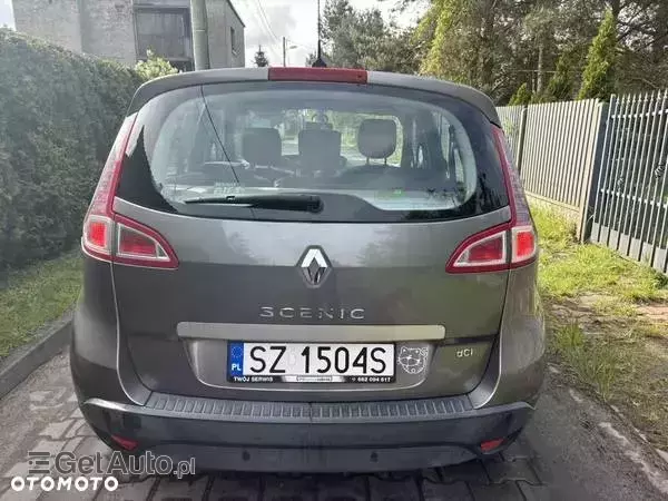 RENAULT Scenic Authentique 105