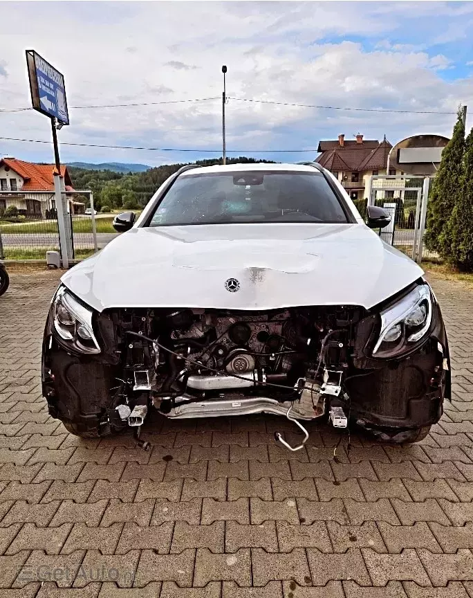 MERCEDES-BENZ GLC AMG 