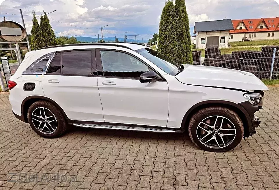 MERCEDES-BENZ GLC AMG 