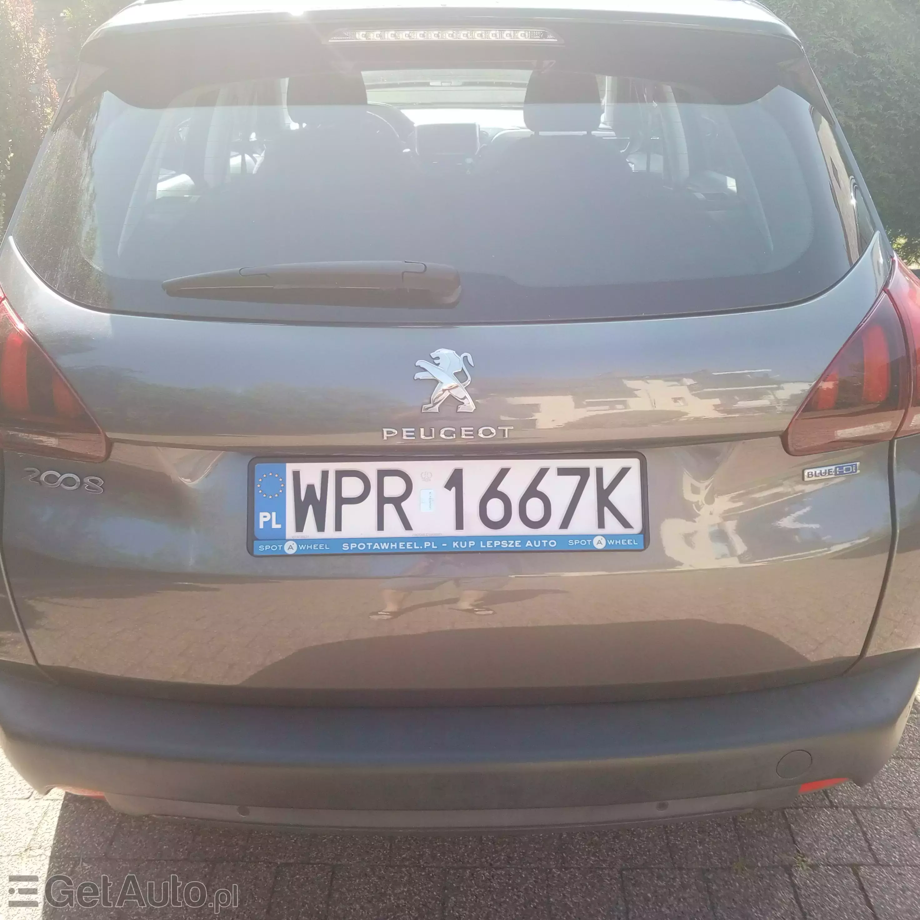 PEUGEOT 2008 