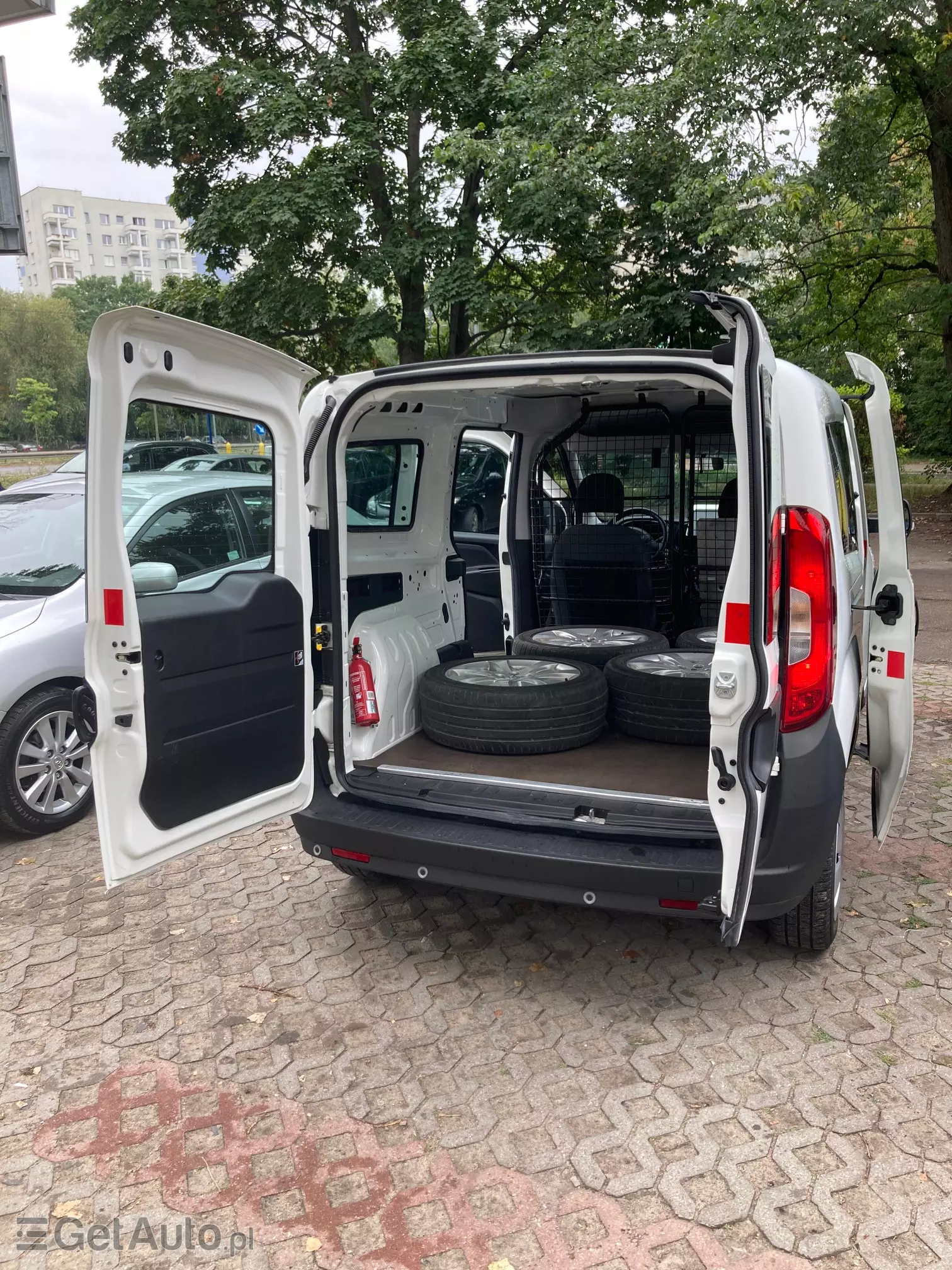 FIAT Doblo Cargo Base