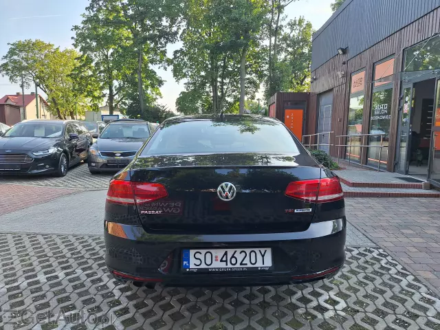 VOLKSWAGEN Passat Comfortline