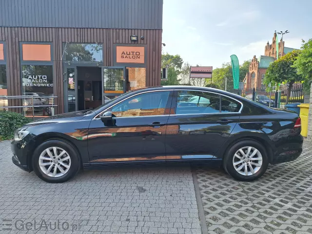 VOLKSWAGEN Passat Comfortline