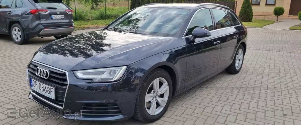 AUDI A4 