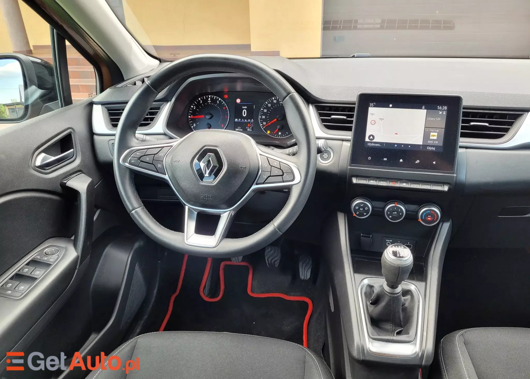 RENAULT Captur Intens