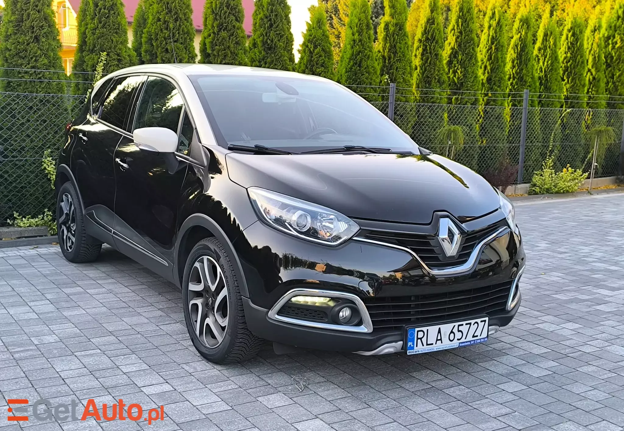 RENAULT Captur Zen