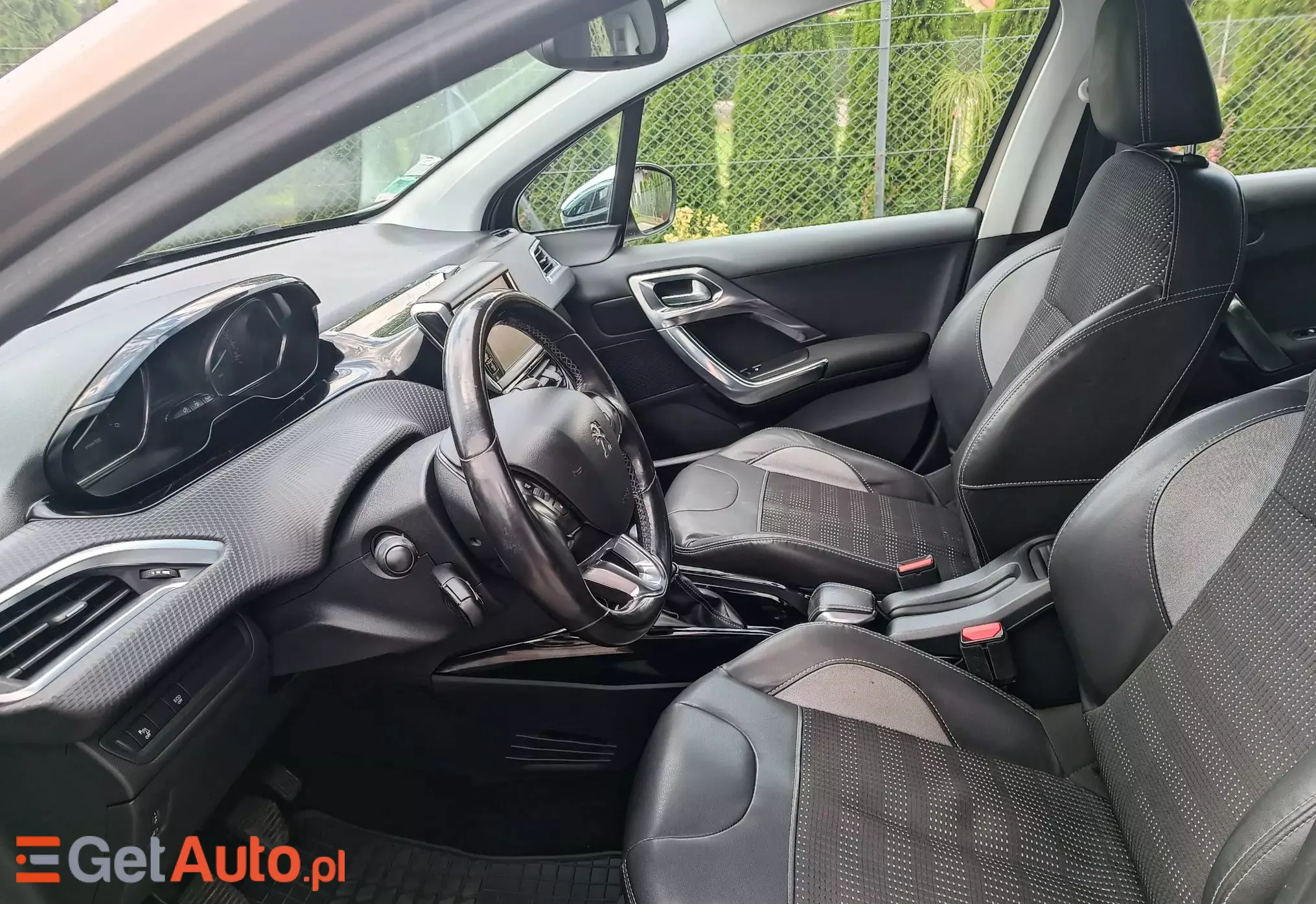 PEUGEOT 2008 Allure S&S