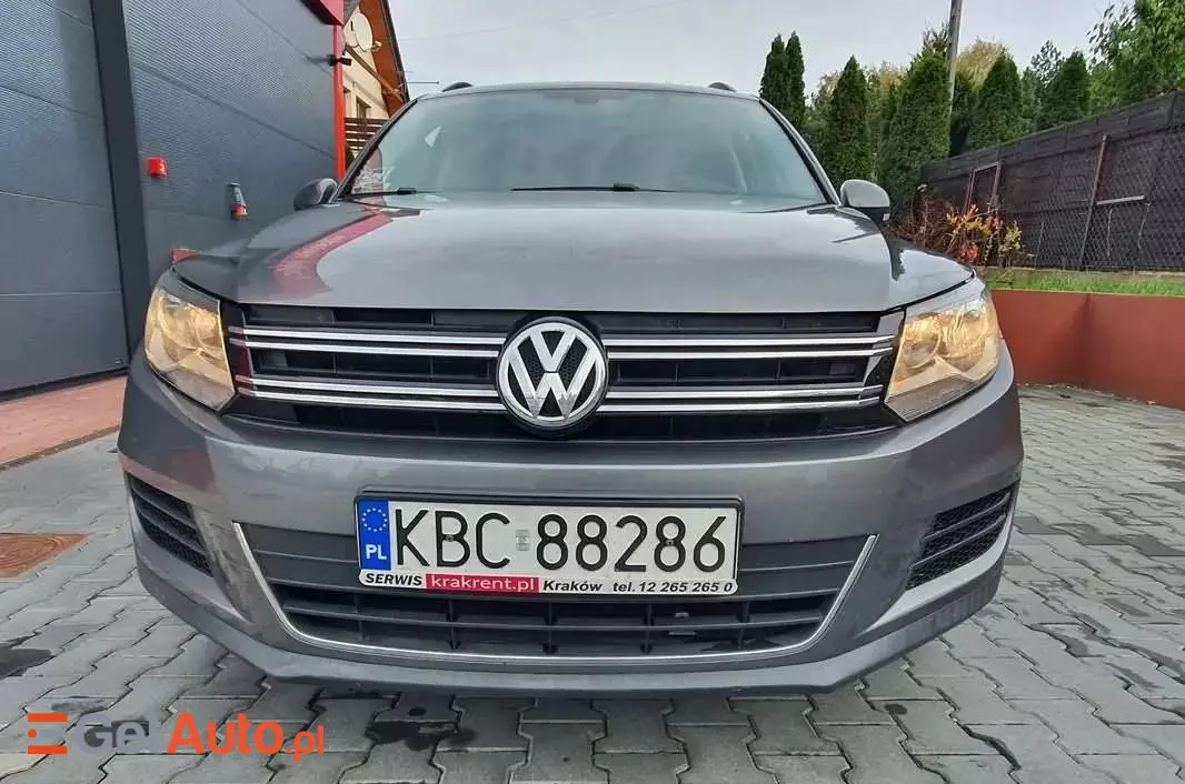 VOLKSWAGEN Tiguan 