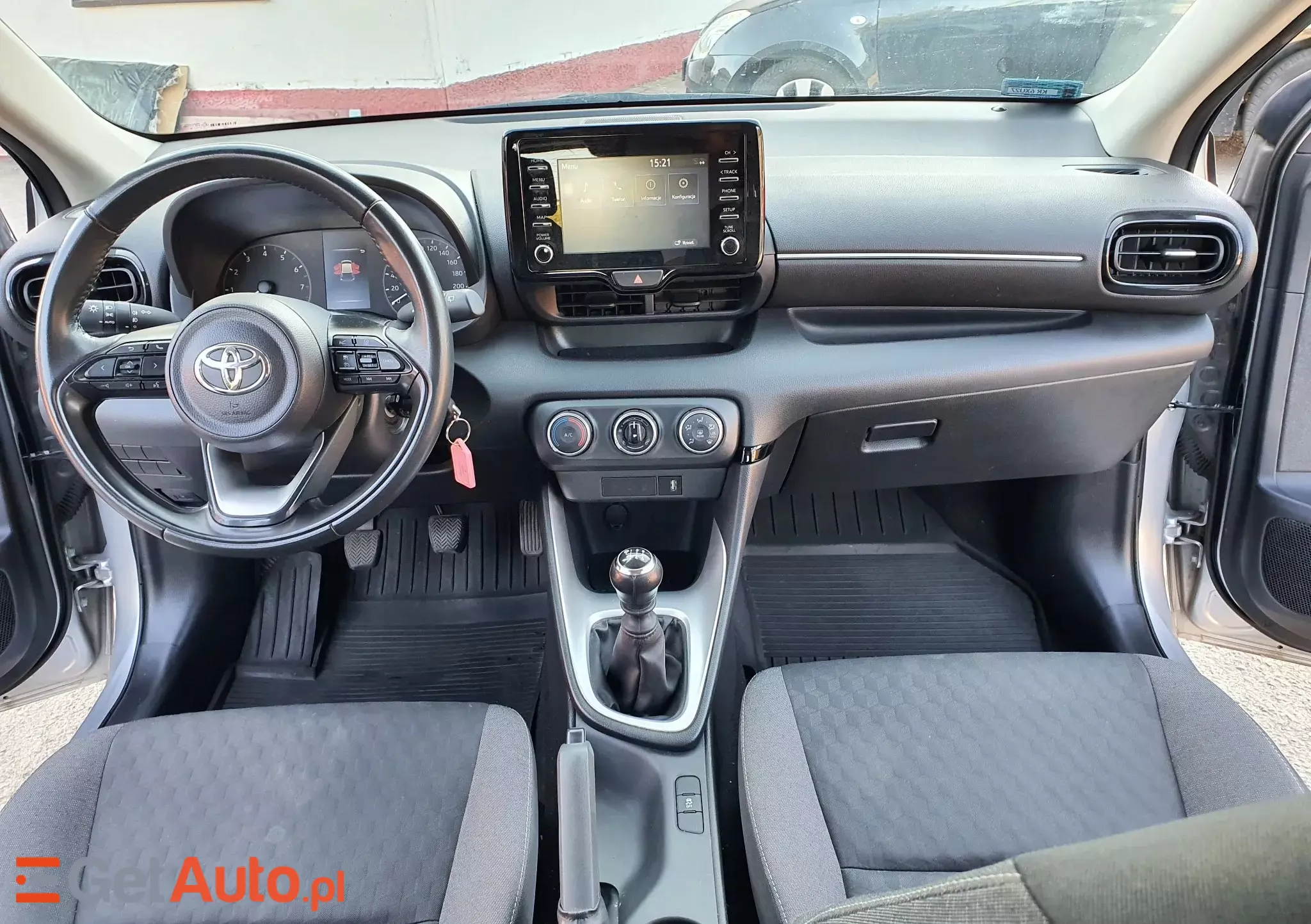 TOYOTA Yaris Comfort