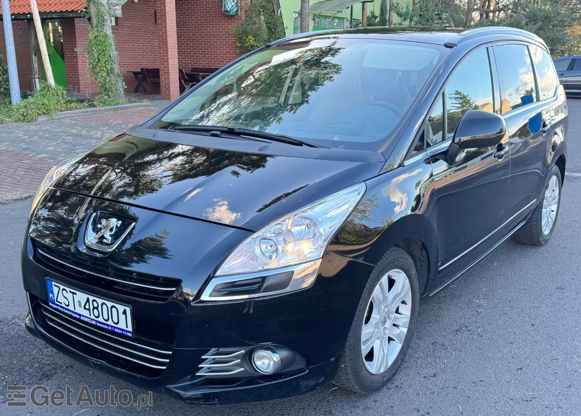 PEUGEOT 5008 Premium