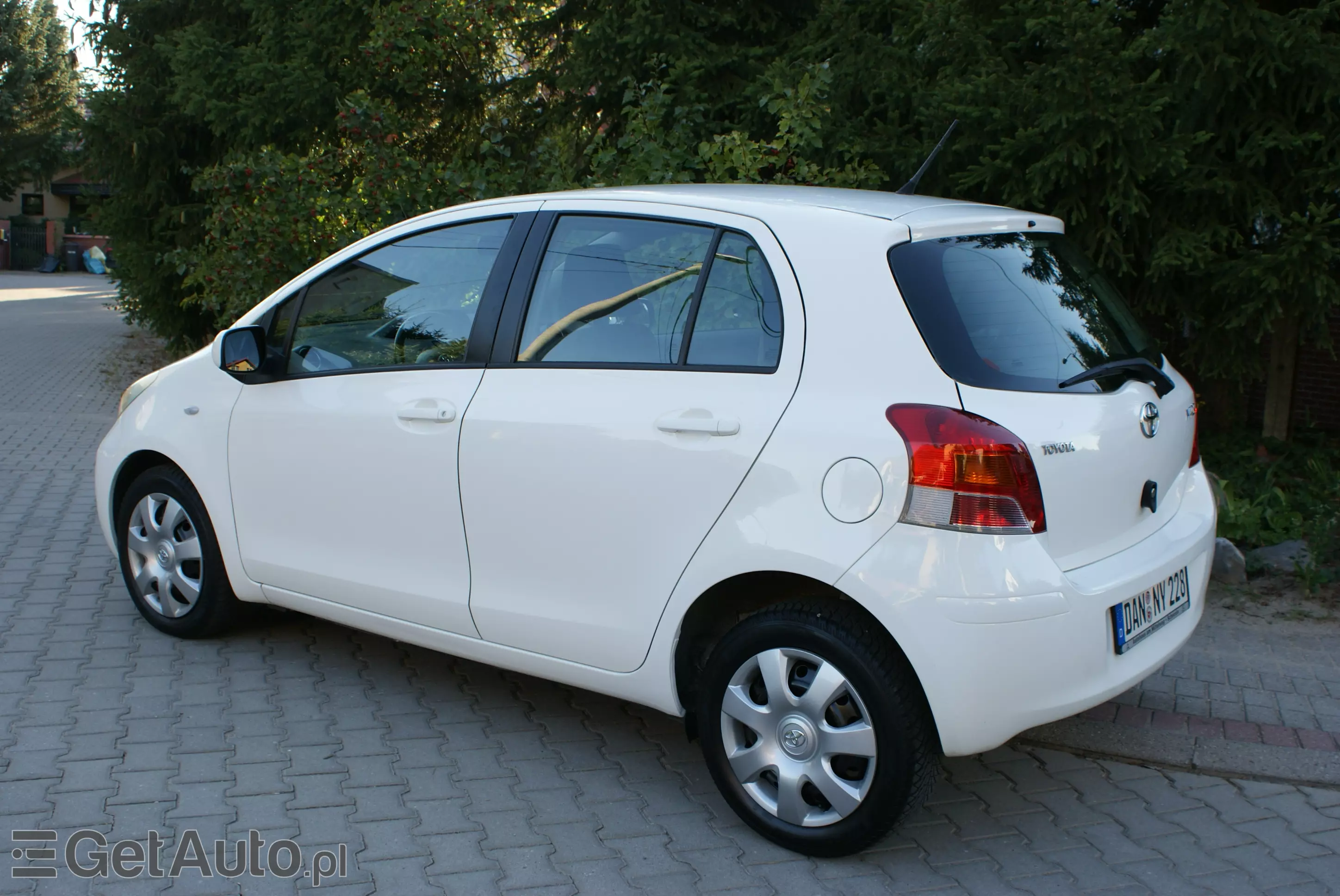 TOYOTA Yaris Sol