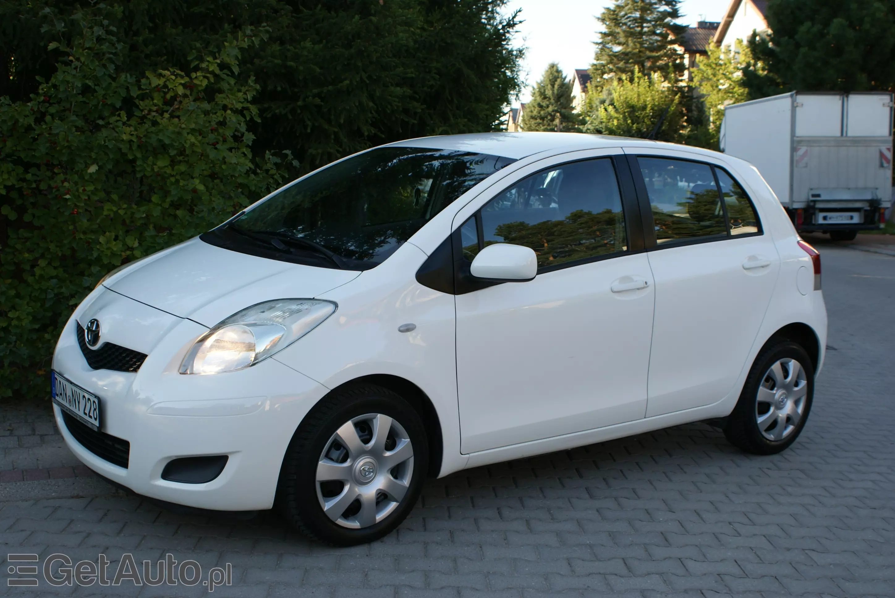 TOYOTA Yaris Sol