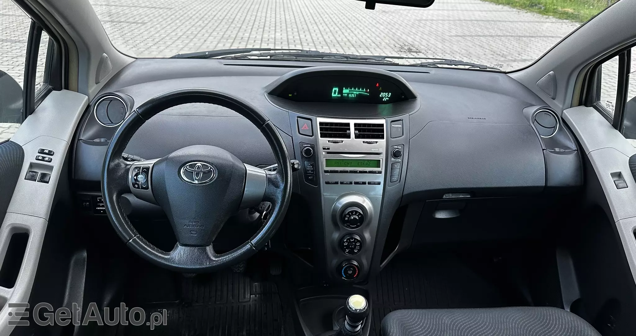 TOYOTA Yaris Sol