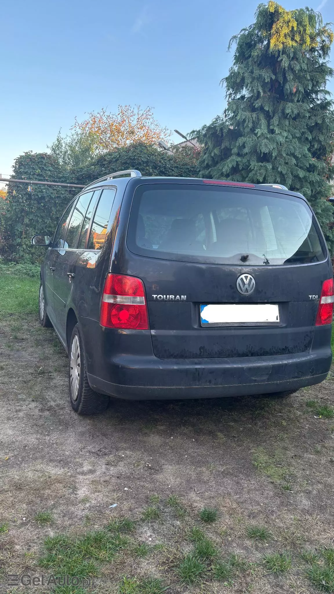 VOLKSWAGEN Touran 