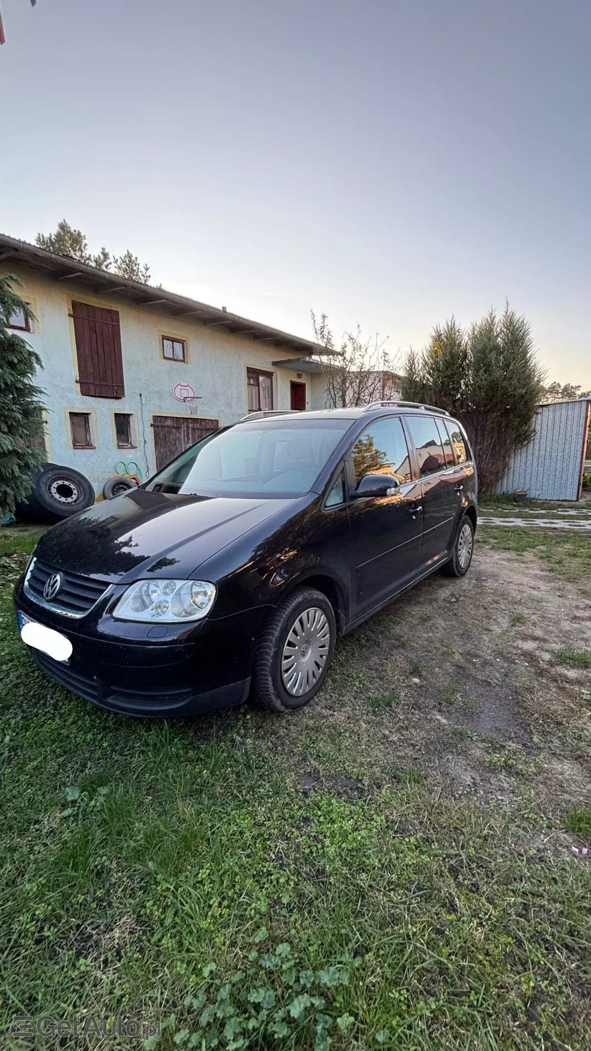 VOLKSWAGEN Touran 