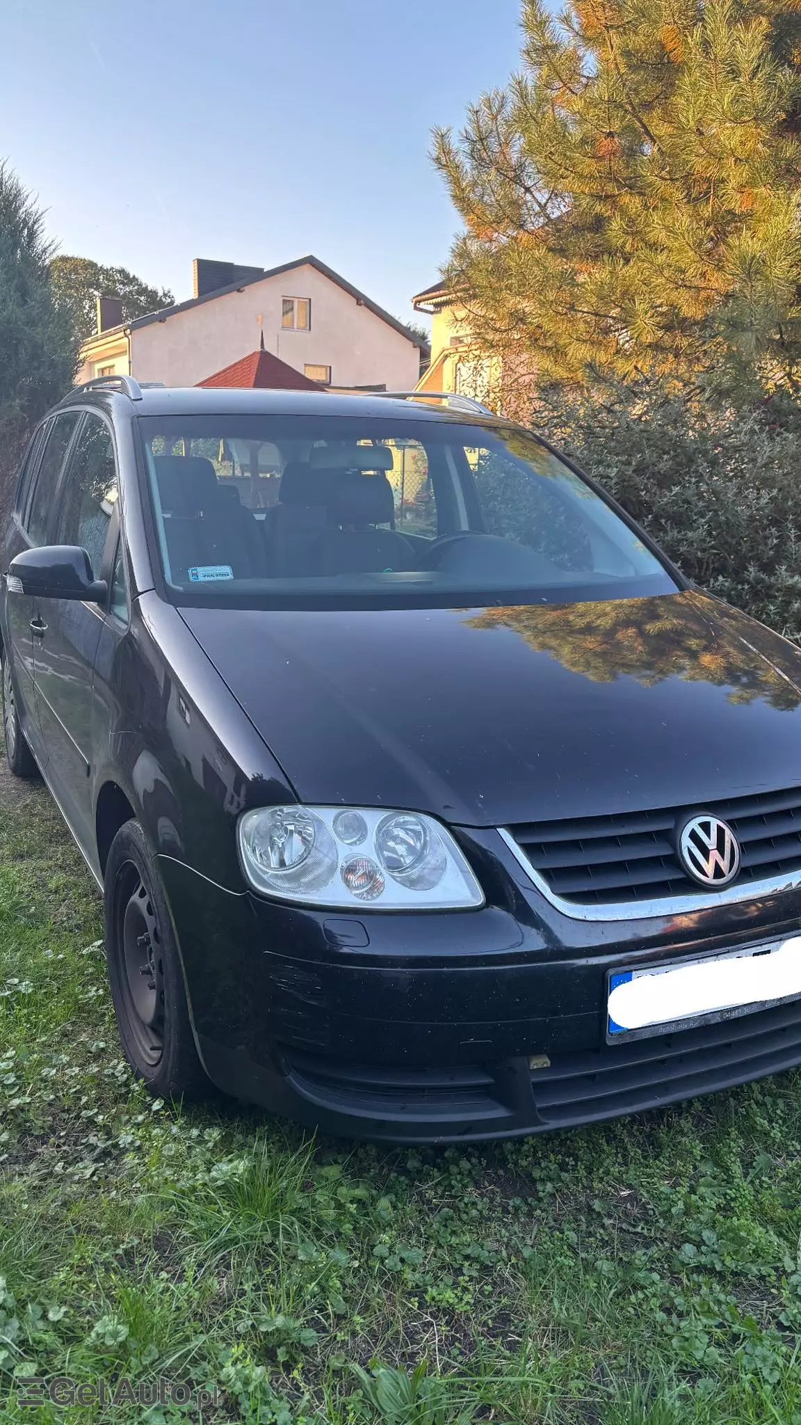 VOLKSWAGEN Touran 