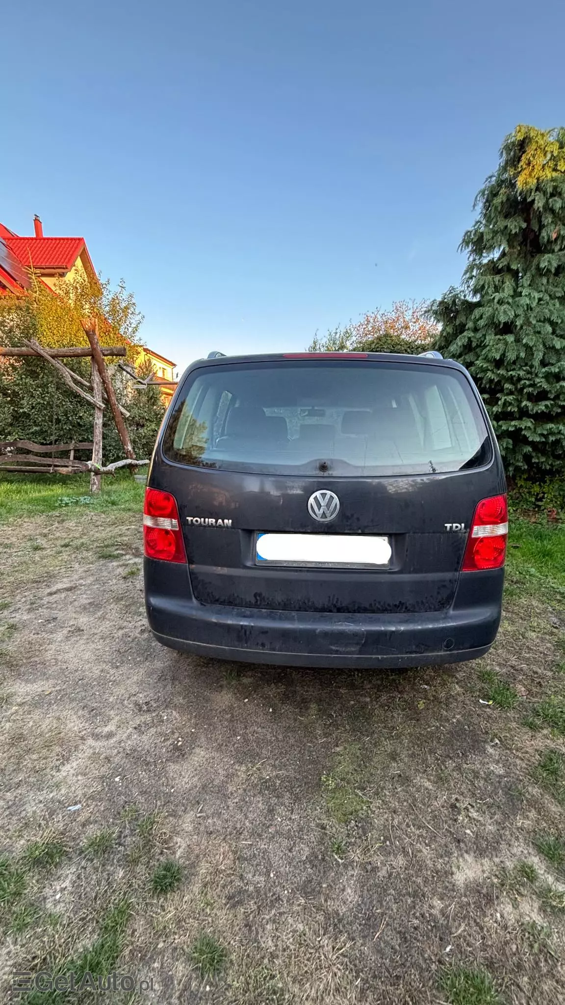 VOLKSWAGEN Touran 