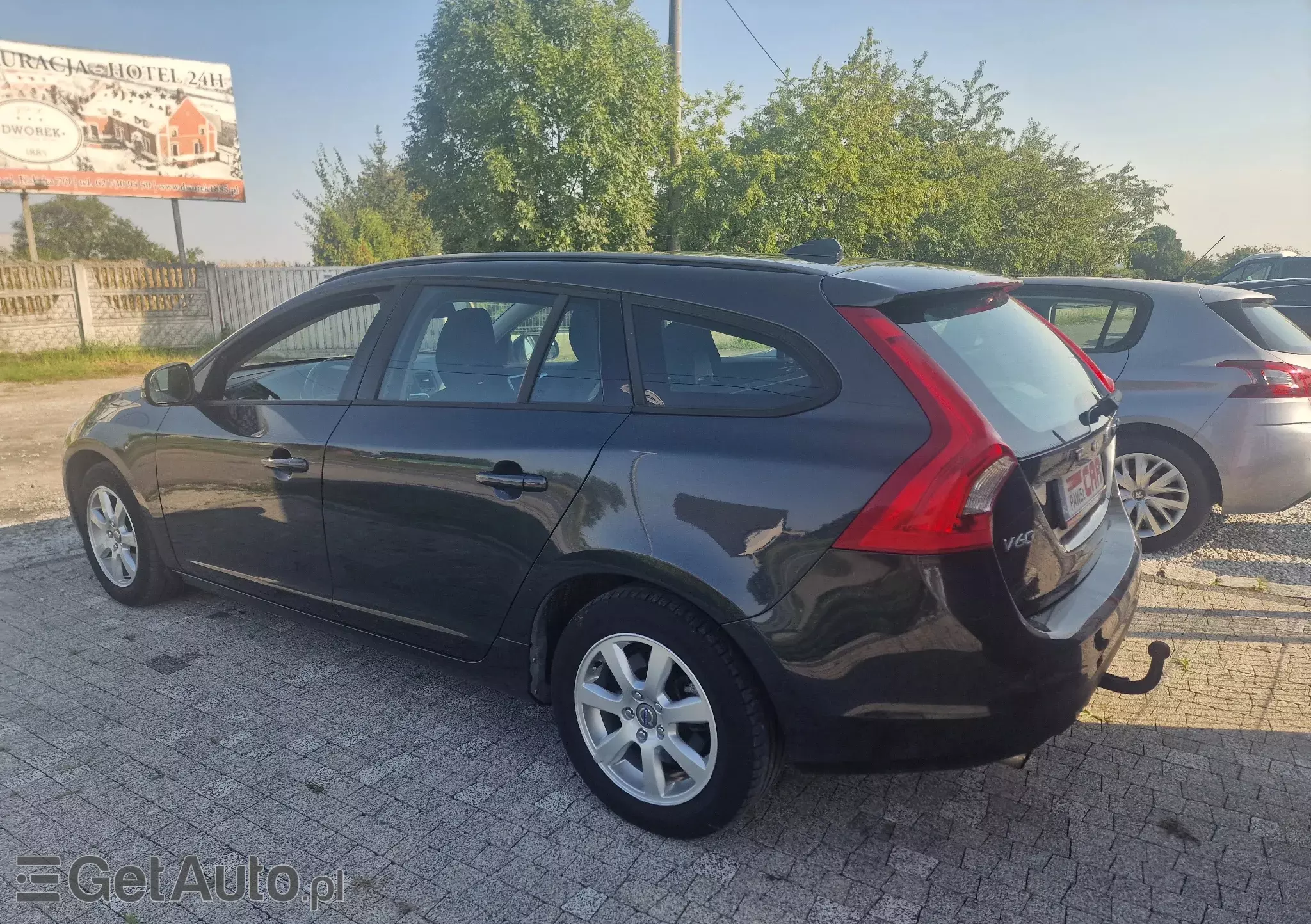 VOLVO V60 Kinetic