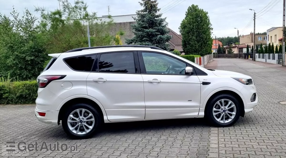 FORD Kuga ST-Line