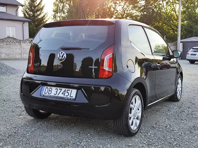 VOLKSWAGEN Up! Black up!