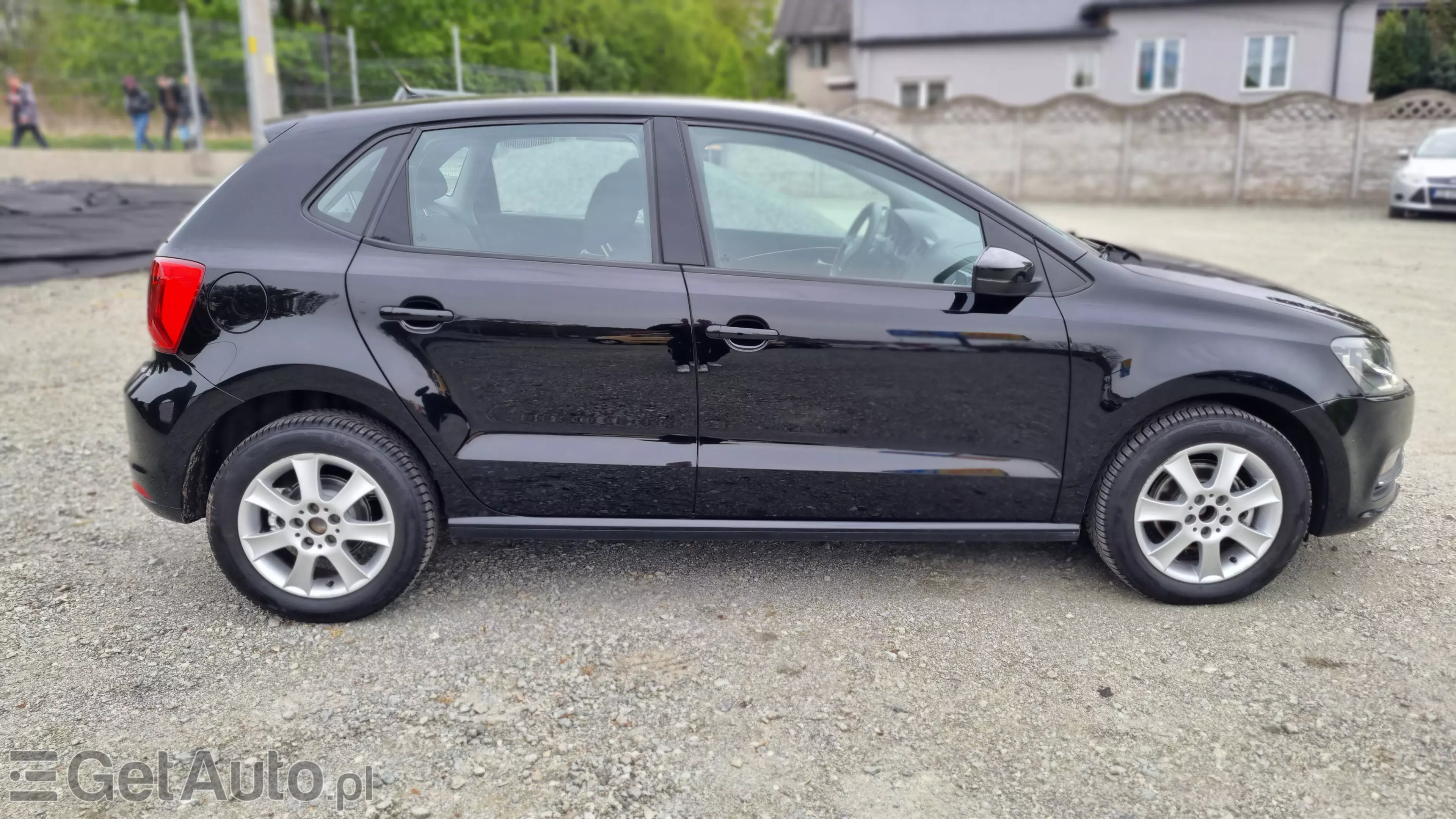 VOLKSWAGEN Polo Fresh