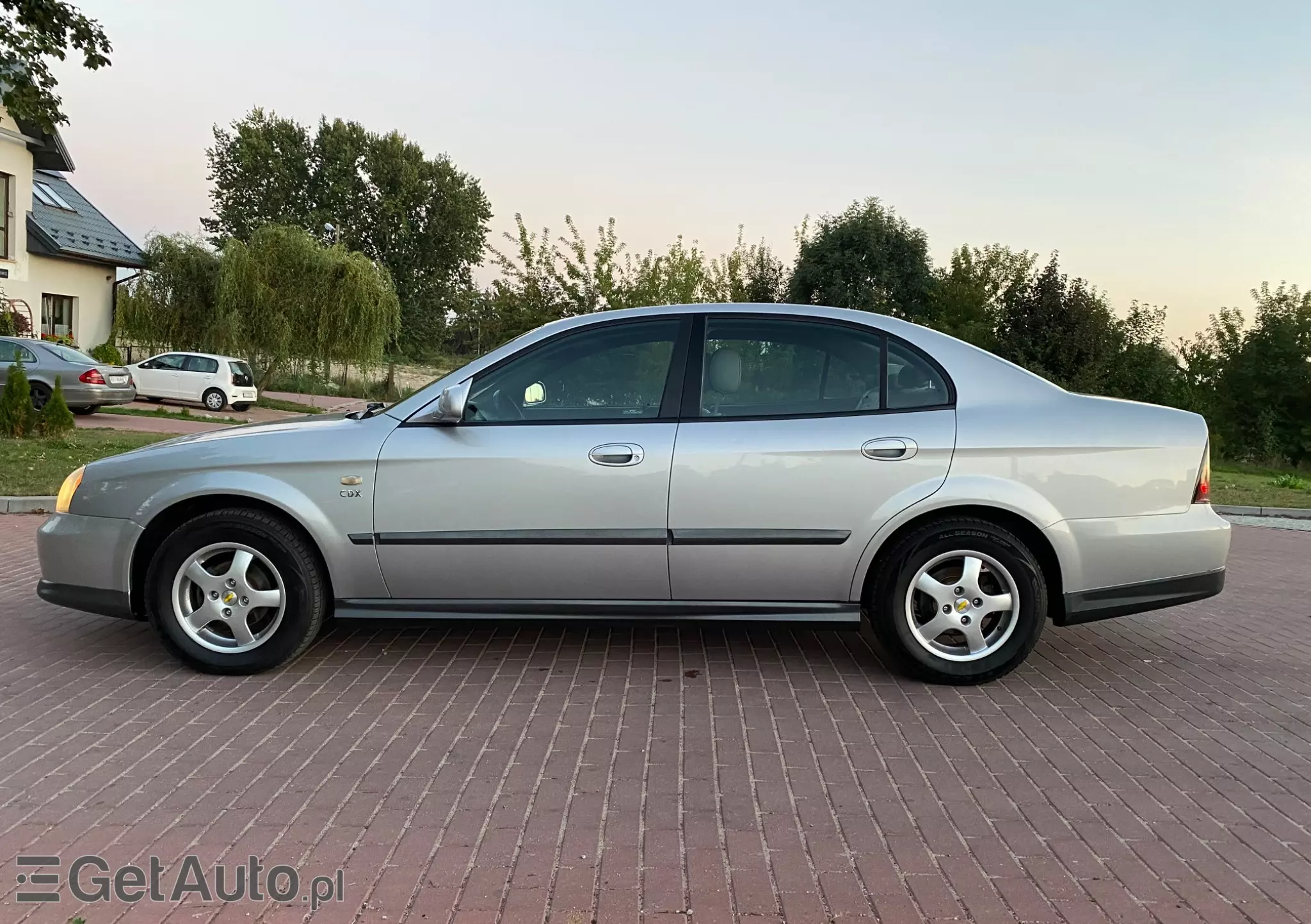 CHEVROLET Evanda CDX/Premium