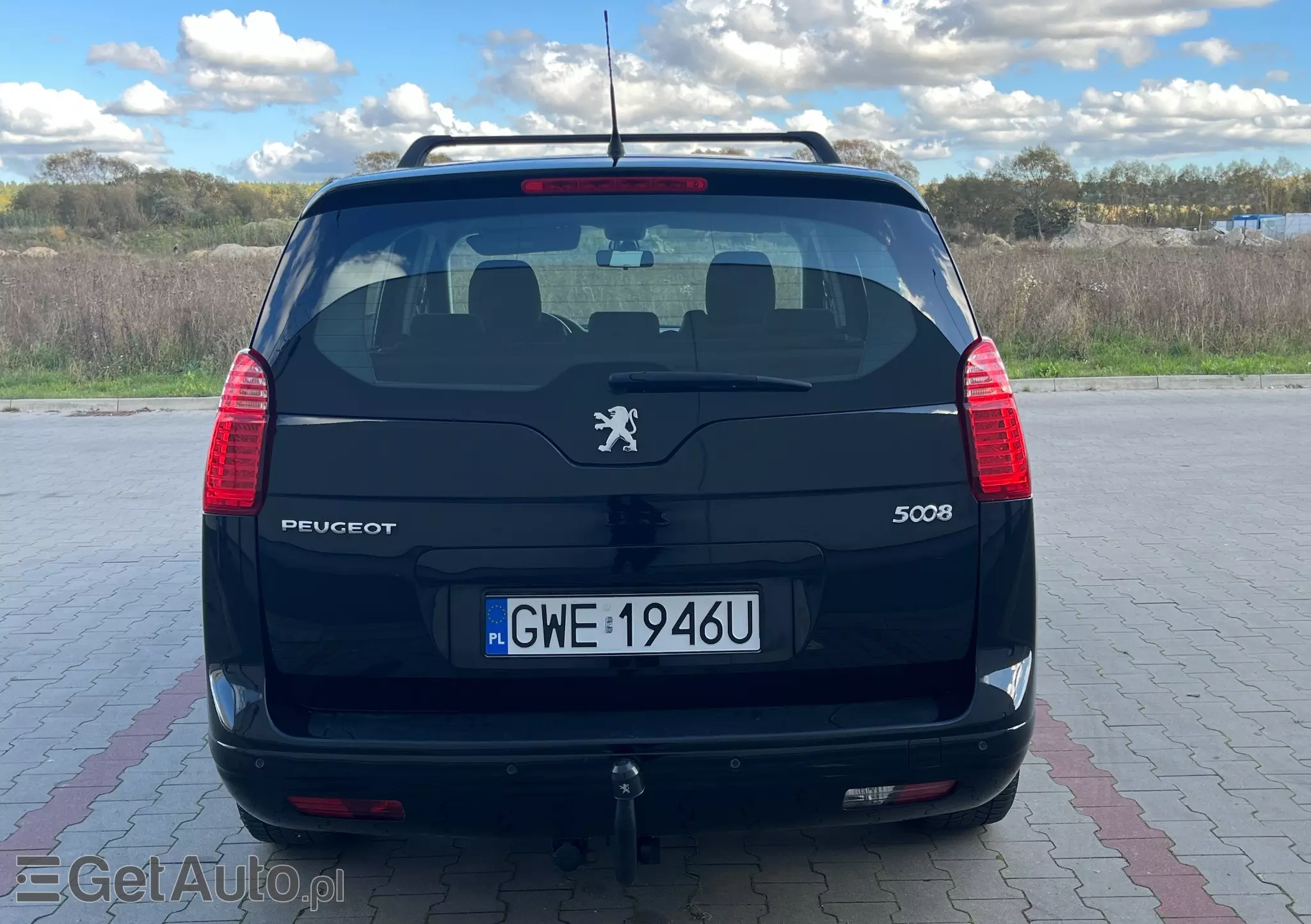 PEUGEOT 5008 Allure