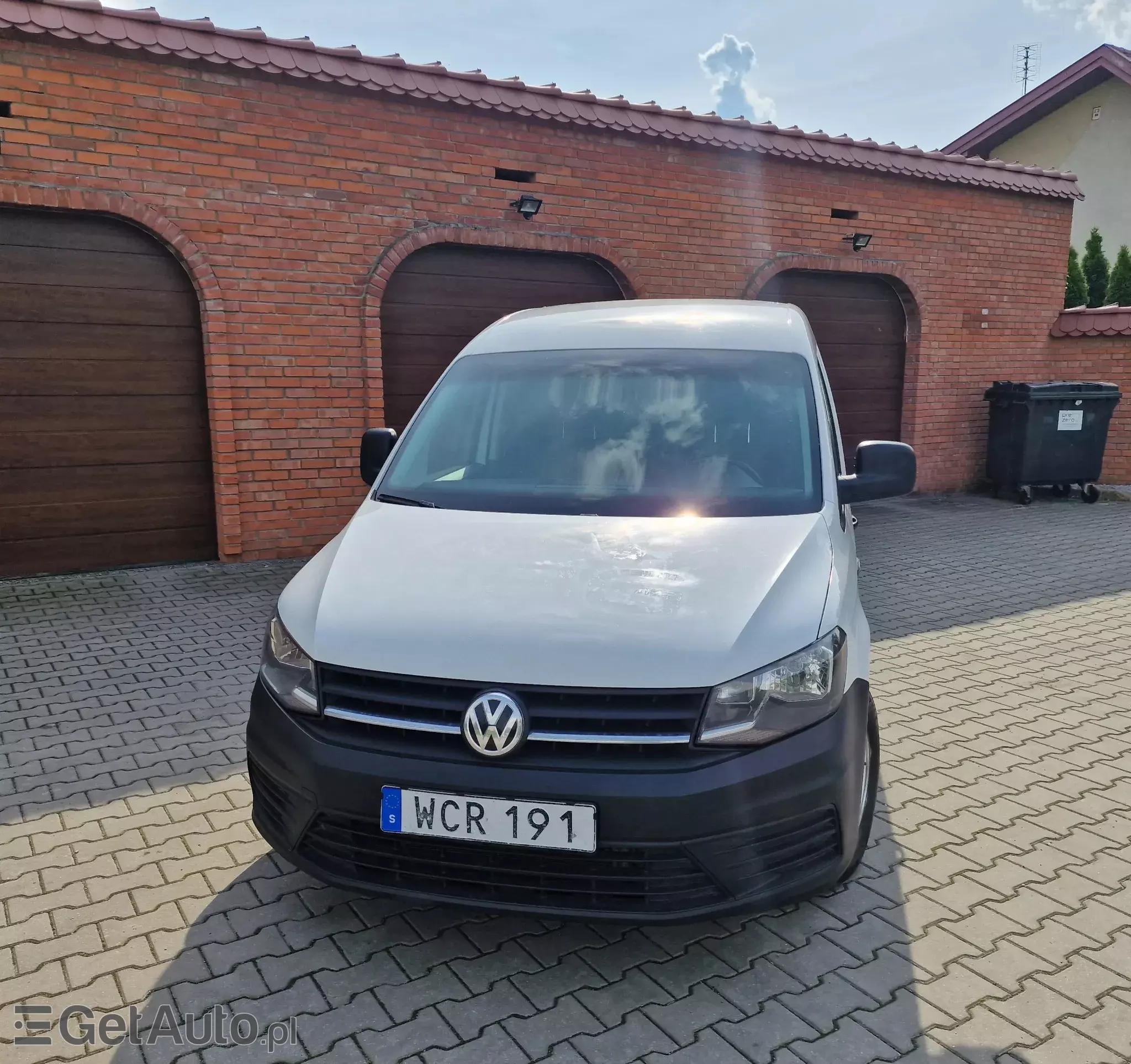 VOLKSWAGEN Caddy 