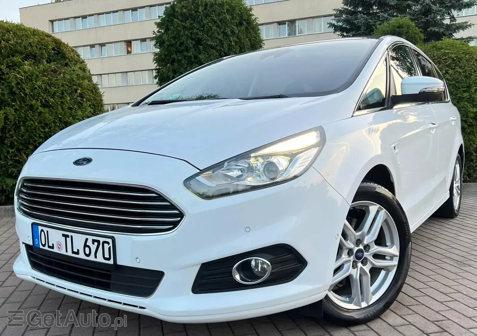 FORD S-Max Titanium