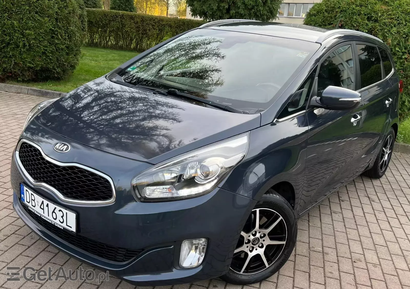 KIA Carens XL