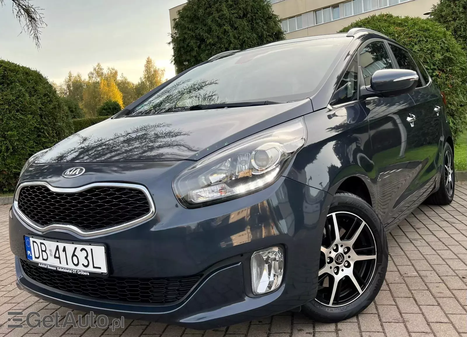 KIA Carens XL