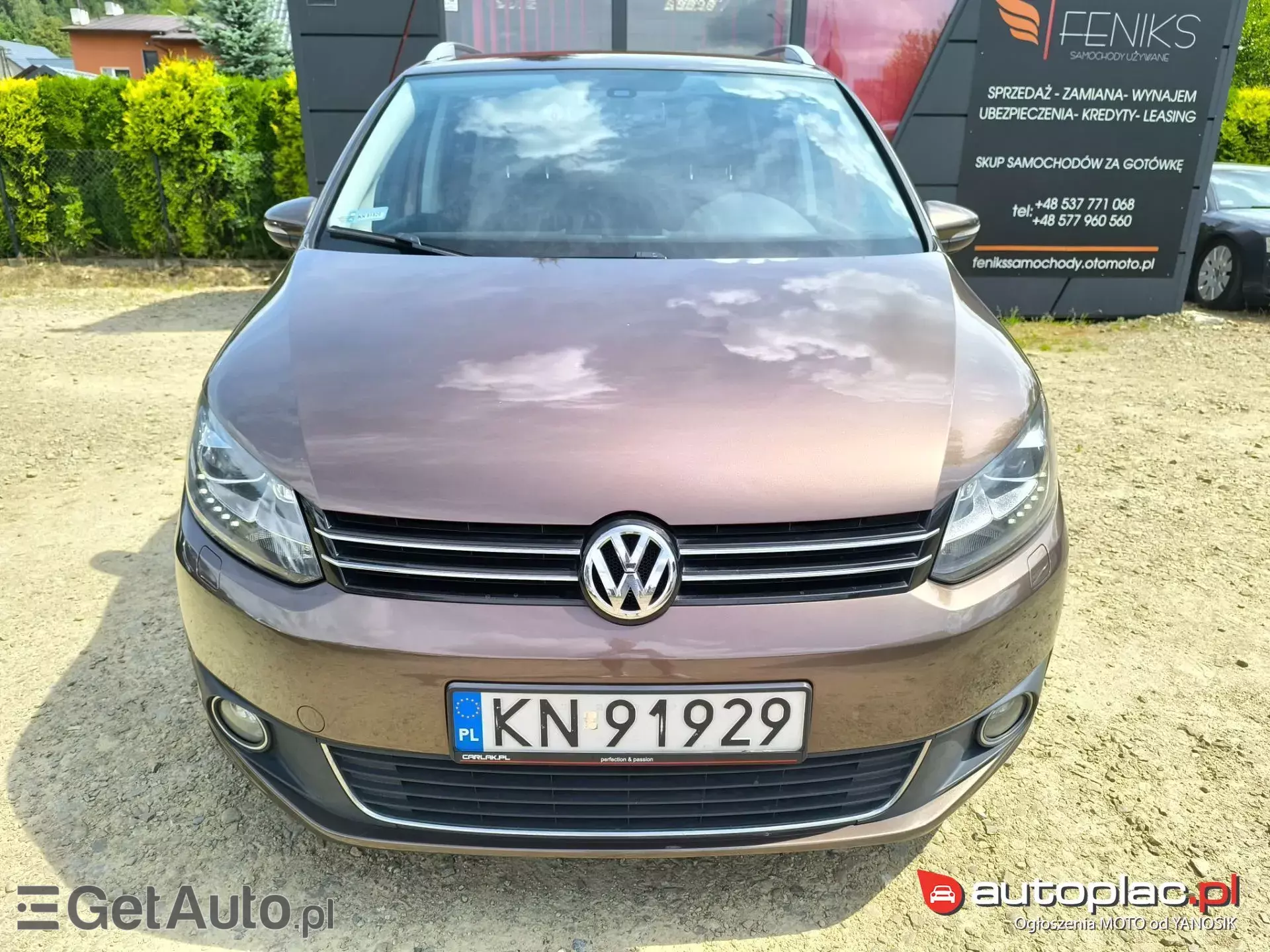 VOLKSWAGEN Touran 