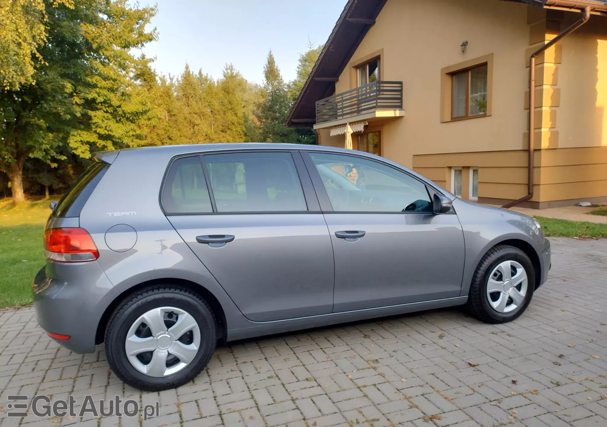 VOLKSWAGEN Golf Comfortline