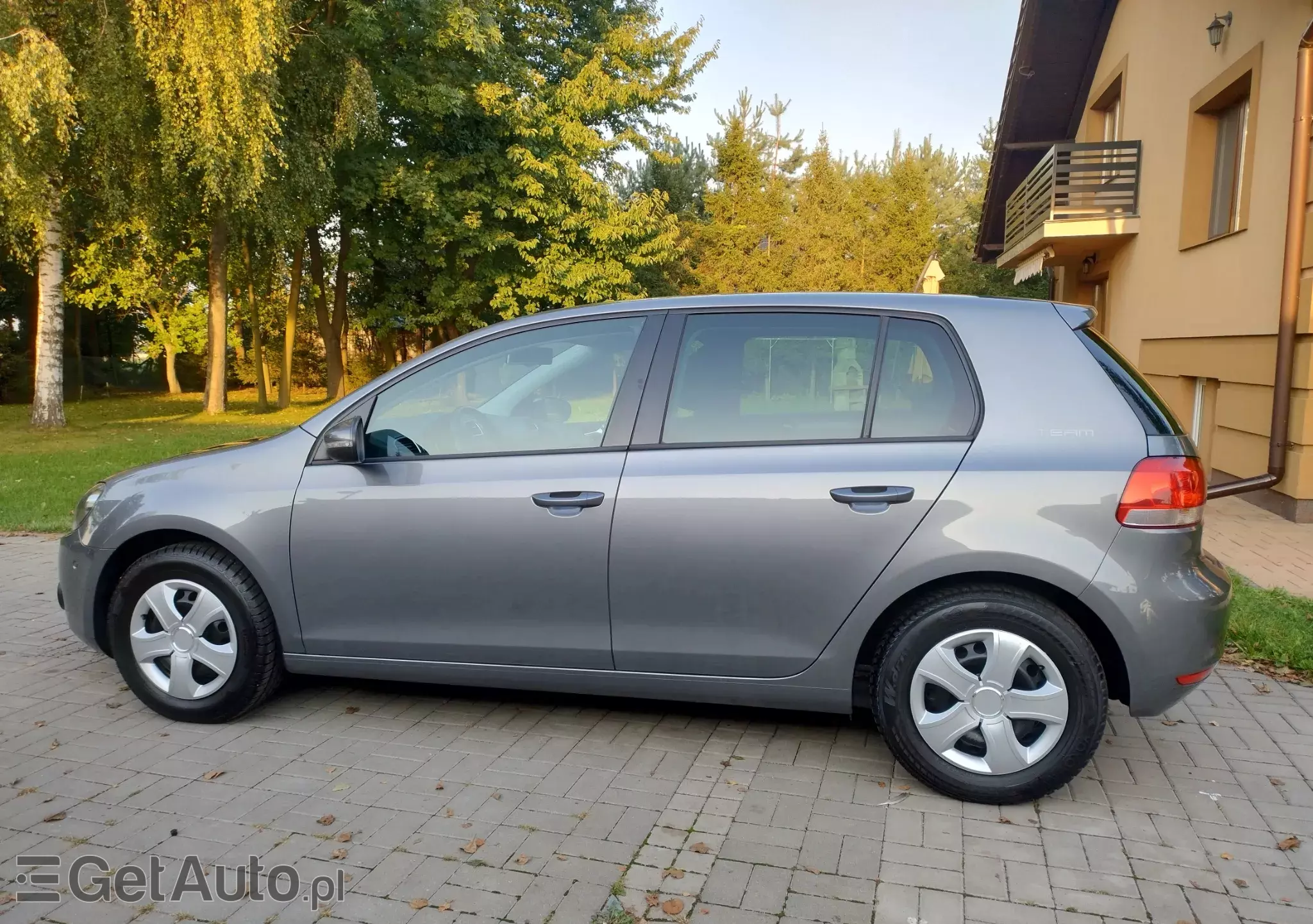 VOLKSWAGEN Golf Comfortline