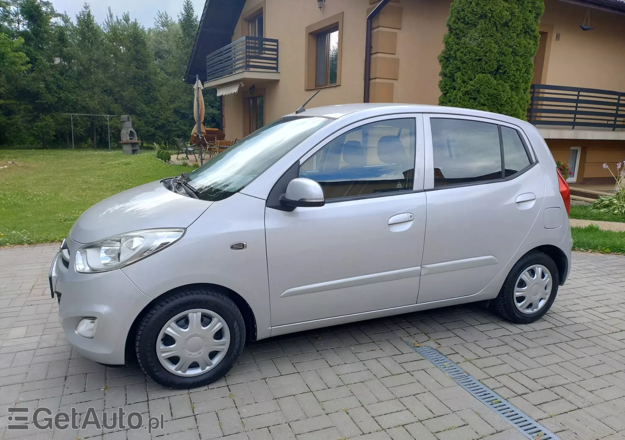 HYUNDAI I10 Base