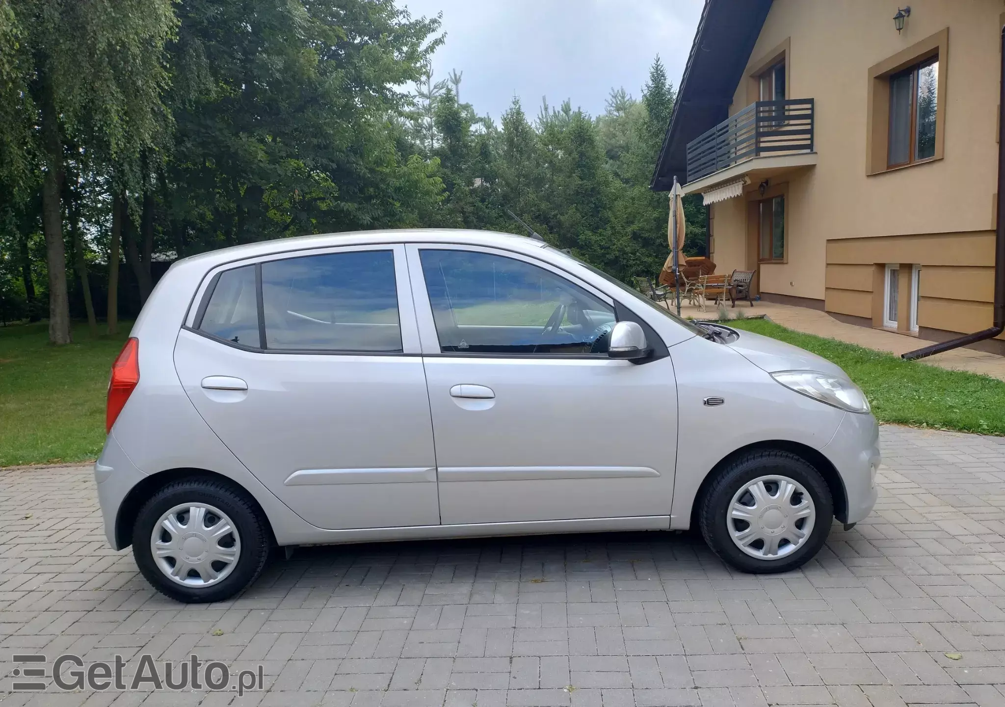 HYUNDAI I10 Base