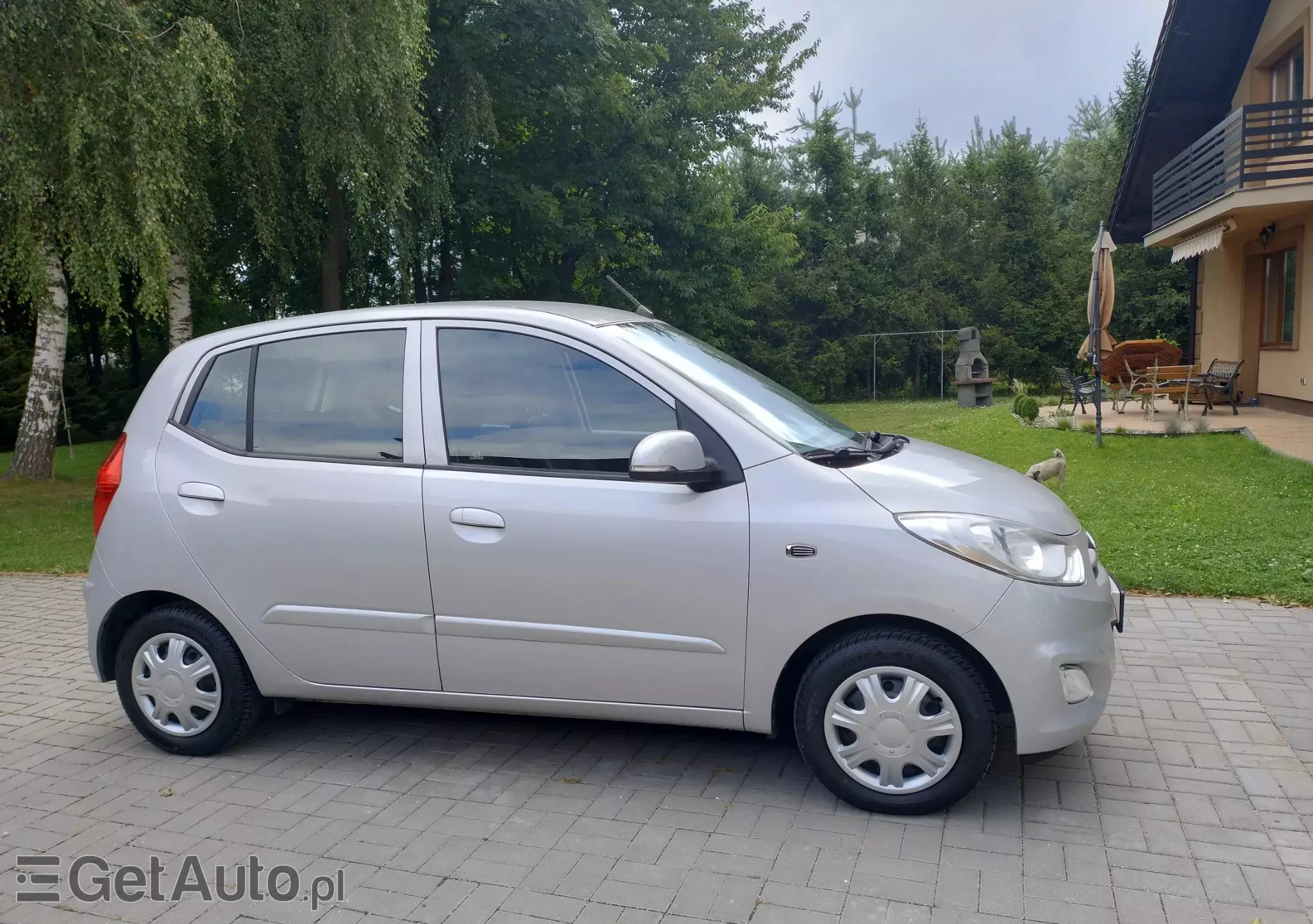 HYUNDAI I10 Base