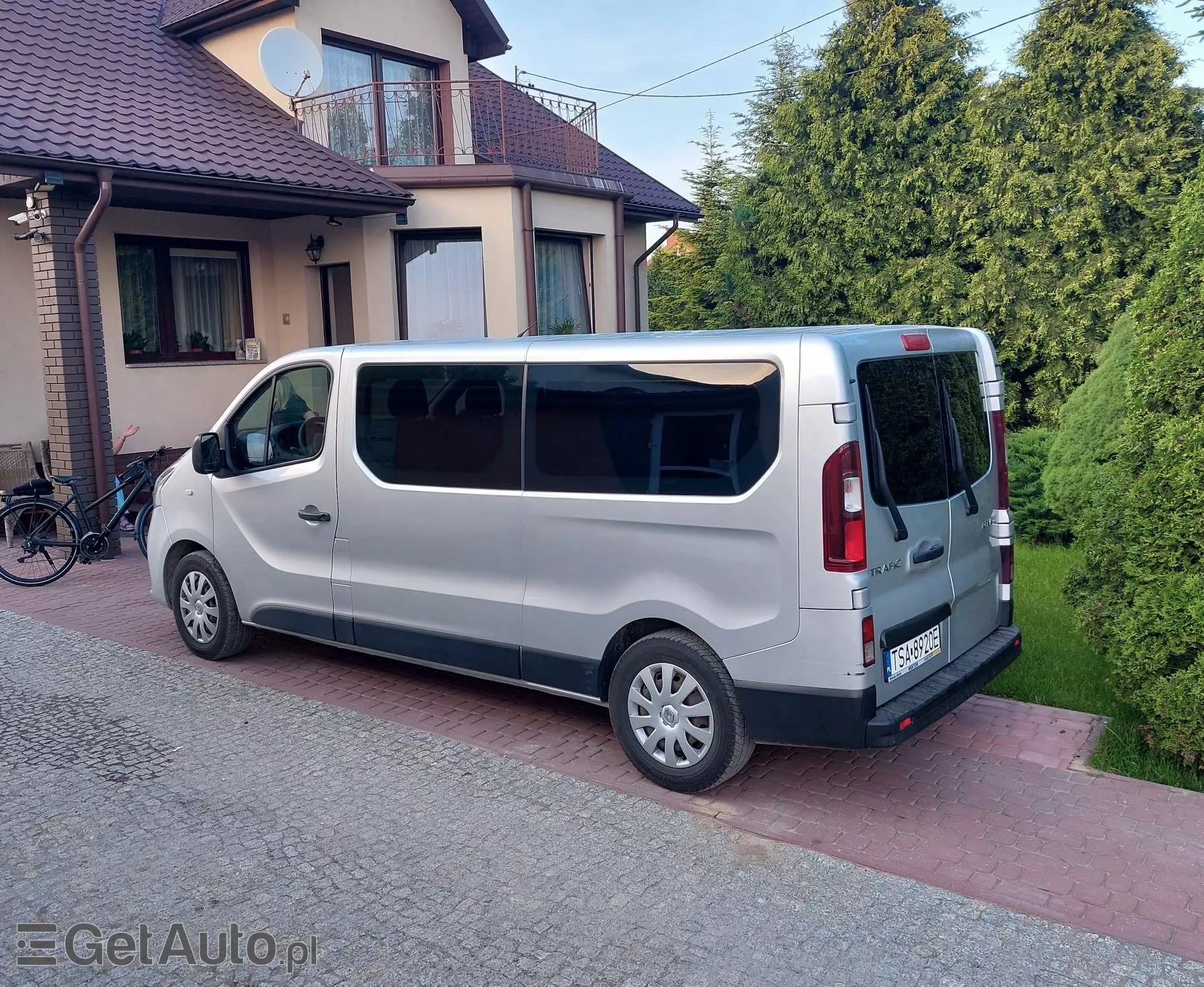 RENAULT Trafic 