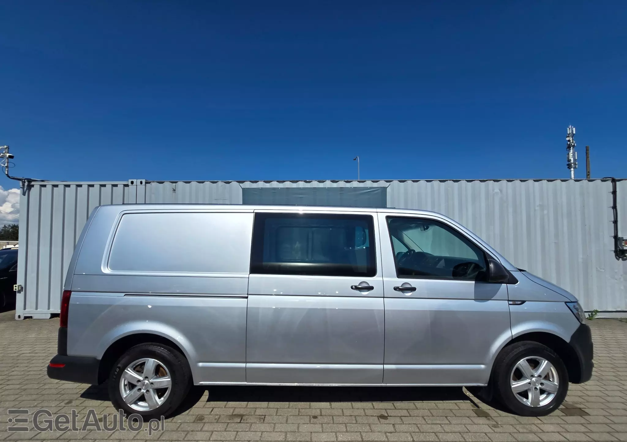 VOLKSWAGEN Transporter 